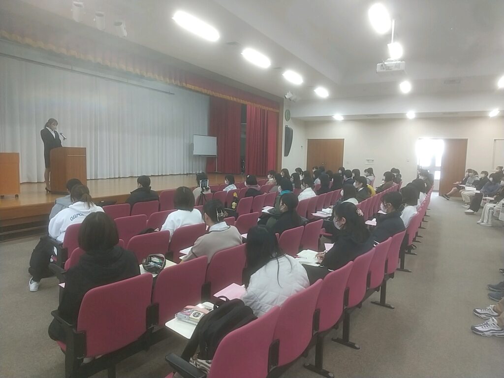 体験談報告会の様子写真