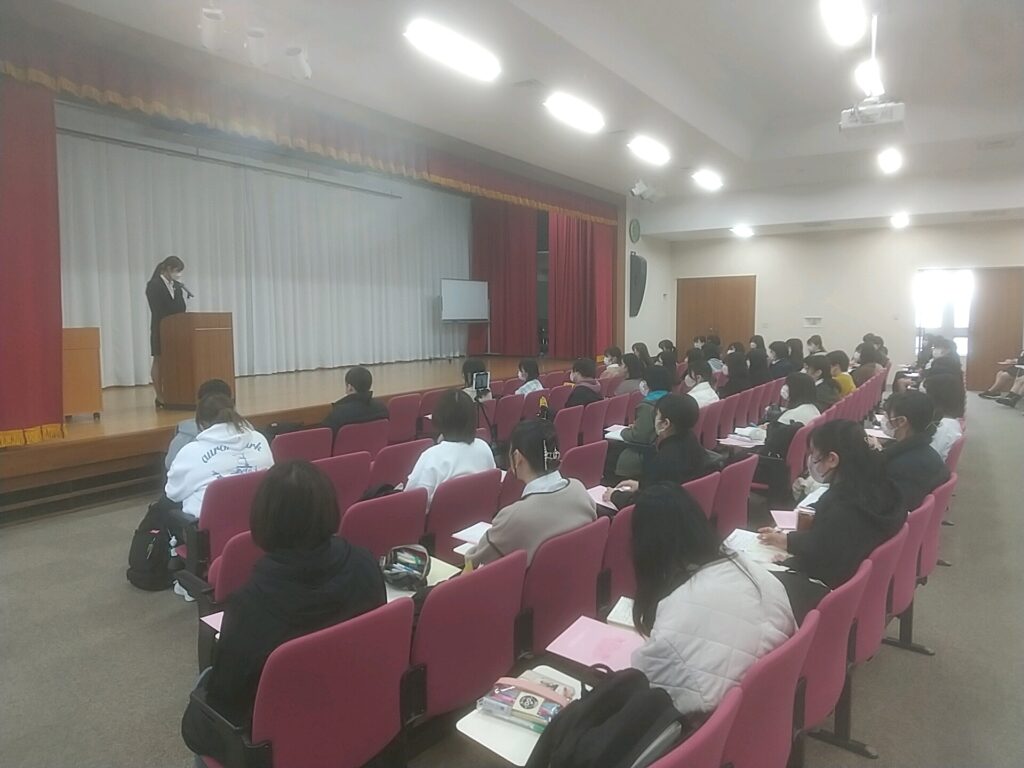 体験談報告会の様子写真