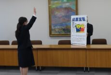 学生が「投票宣誓」を行いました