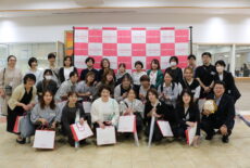 鹿児島女子高等学校PTAの皆さまが本学にお越しいただきました