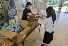 災害備蓄用食品を配布しました